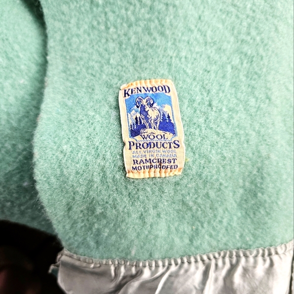 Vintage 100% Wool Blanket - Picture 1 of 5